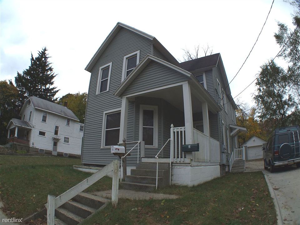 Front view in Fall