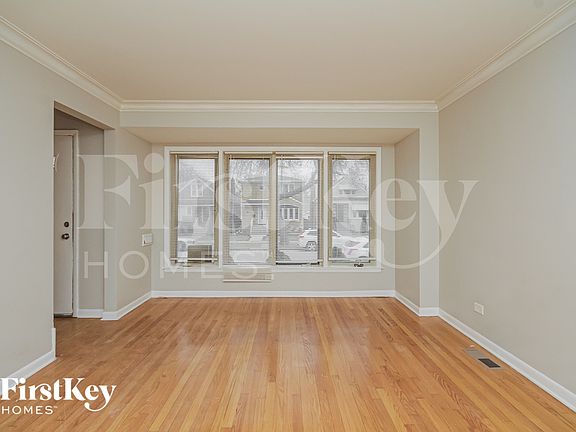 3rd image of 6204 S Kildare Ave #2