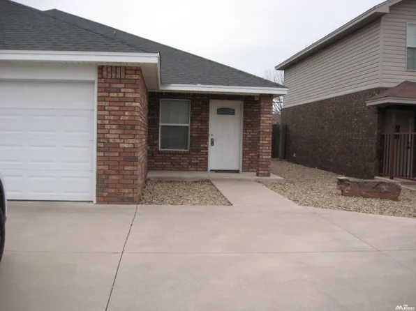 108 Gayland Dr Unit B, Clovis, NM 88101