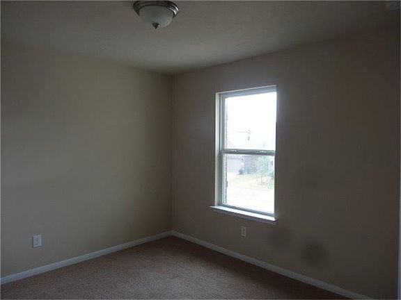3rd image of 4114 Heathford Ln