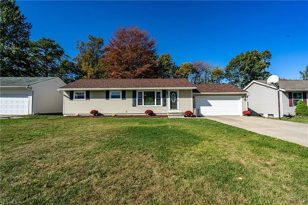 17910 Ash Dr photo 1