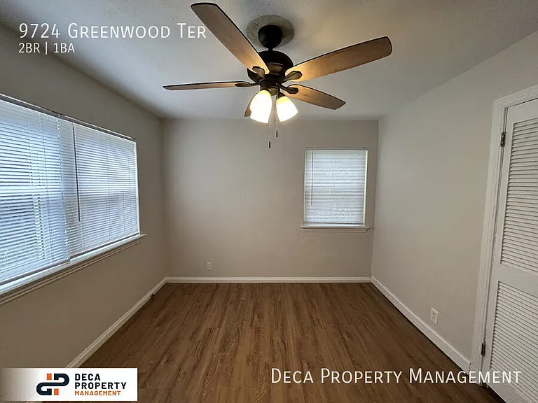 9724 Greenwood Ter — Photo 10