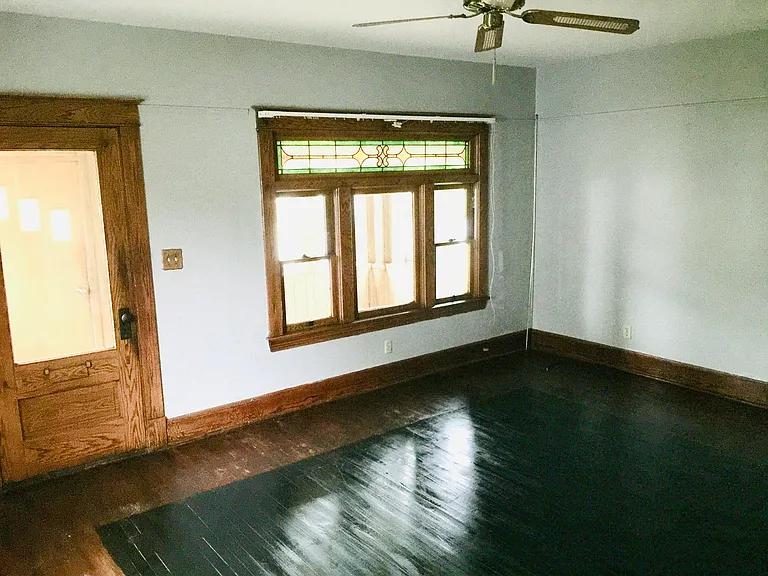 1626 Manhattan Ave — Photo 9