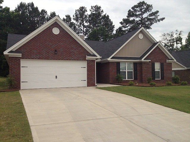 1st image of 2060 Lake Forest Dr