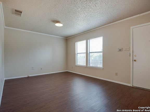 3rd image of 6826 Celes Meadow Dr