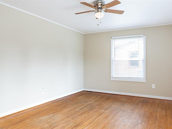 2nd image of 555 N Capitol Parkway Ct
