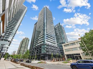 110 Broadway Ave #1602, Toronto, ON M4P 1V7