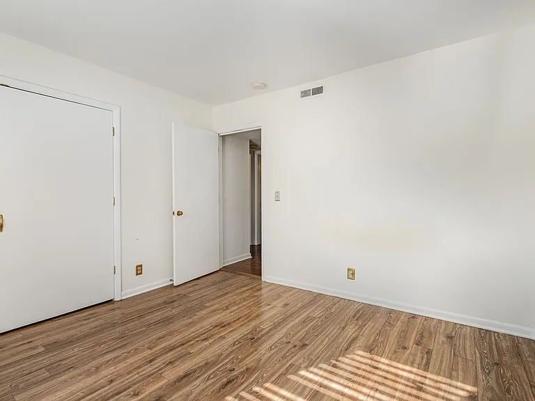 116 Harding Pl #3 — Photo 11