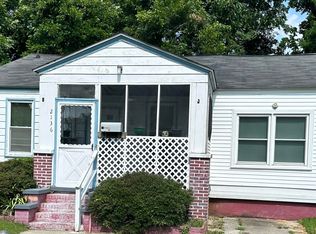 2136 Commander Rd, North Charleston, SC 29405