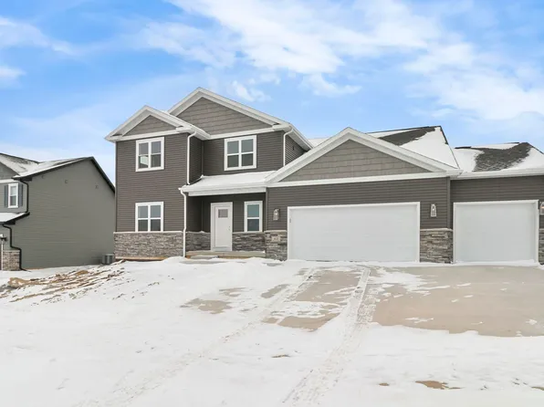401 Michelle 66, Cottage Grove, WI 53527