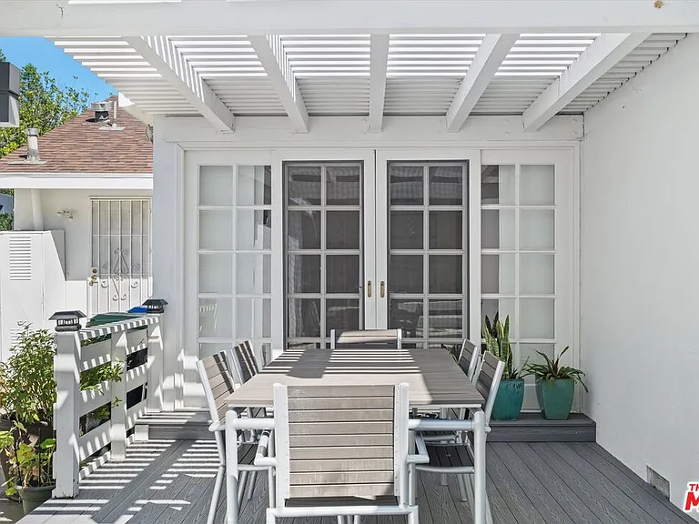 2809 S Canfield Ave — Photo 24