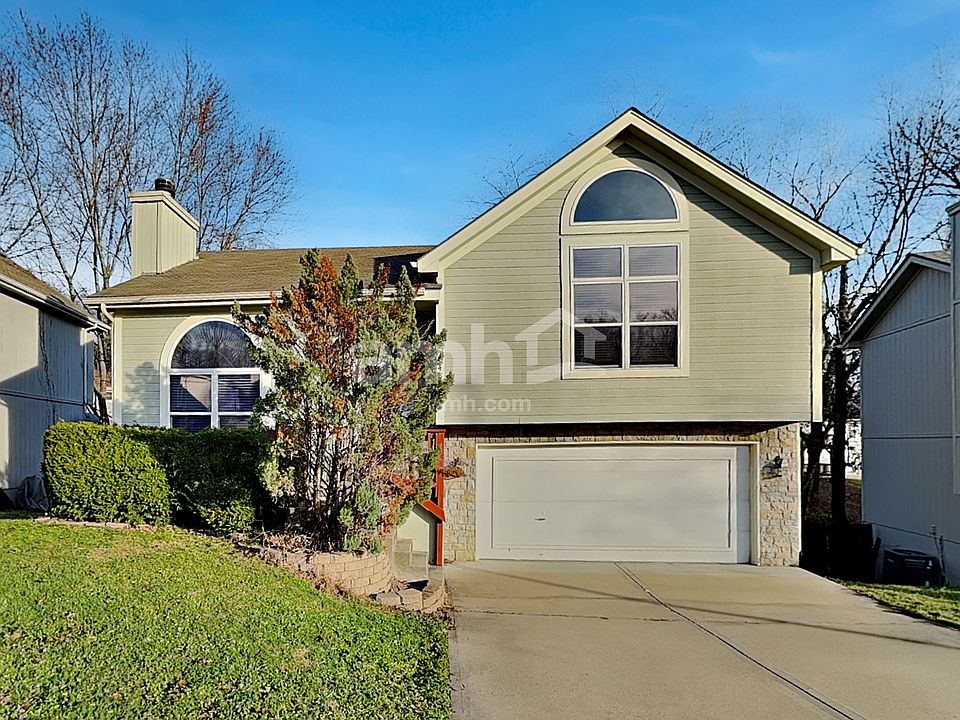 1st image of 4839 N Beacon Ave