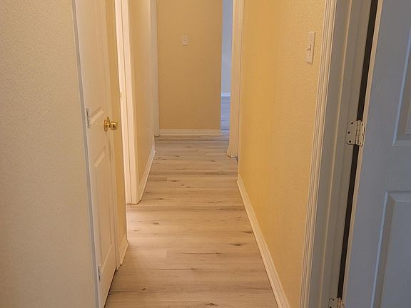 4th image of 10225 Holly Grove Dr
