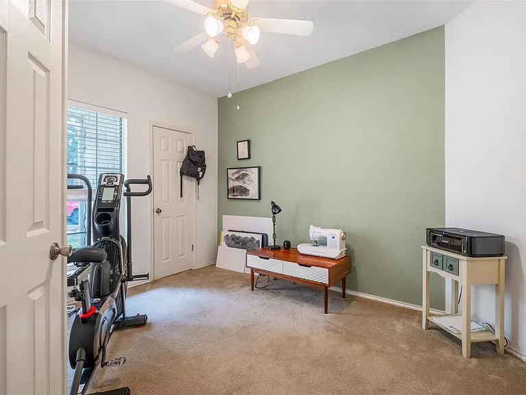 16853 Tortoise St — Photo 3
