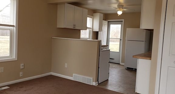 3rd image of 27650 Powers St
