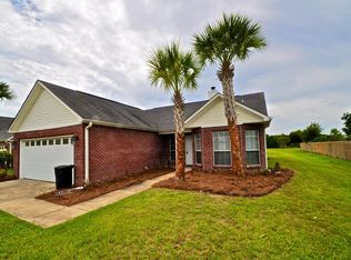 87 Tropical Way, Freeport, FL 32439