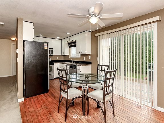 5th image of 6408 21st St NE