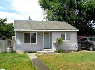 415 Snow Ave, Richland, WA 99352
