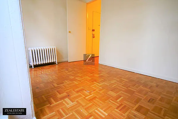 Rented by ZealEstate Group Inc | media 20