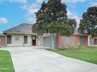 304 Hillbrooke Dr, Broussard, LA 70518