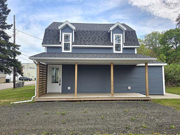 3rd image of 139 1st Ave