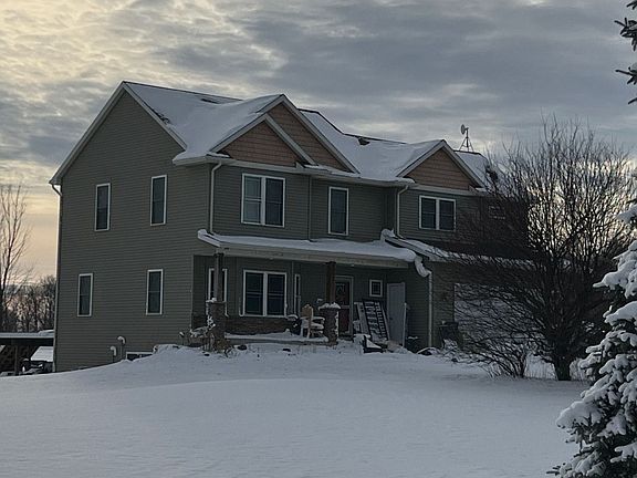 3rd image of 68 Summerwyn Dr SE