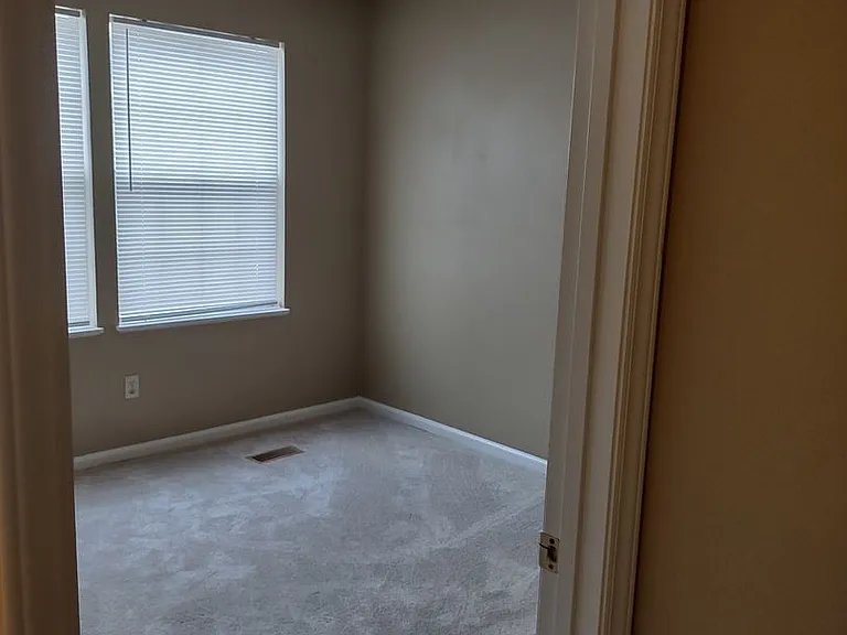 202 Hookston Way — Photo 18