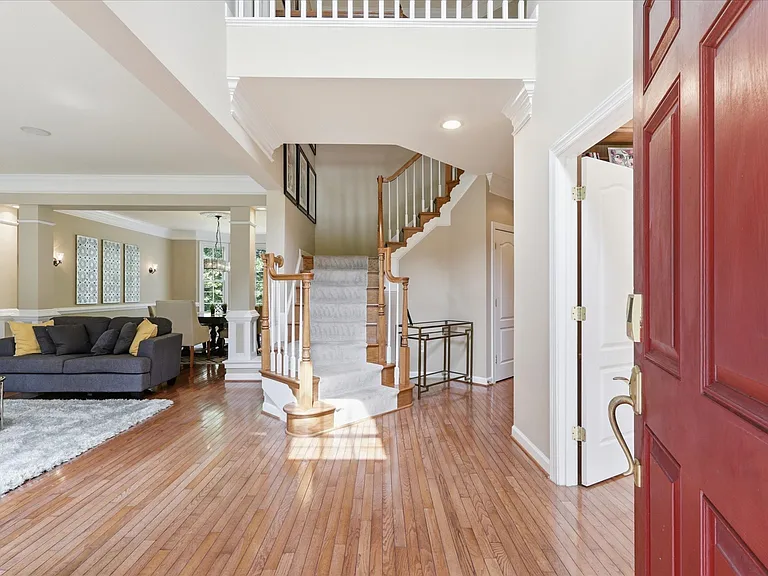 5081 Wolf Run Shoals Rd — Photo 3