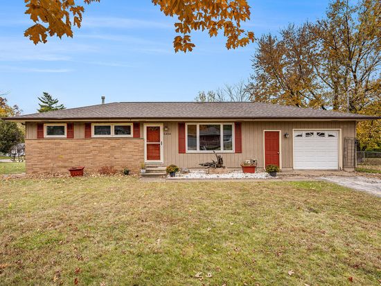 5350 Plateau St, Portage, MI 49002