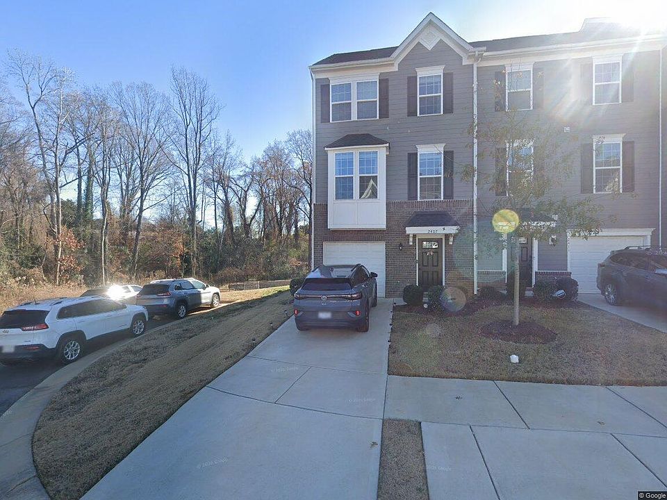 1st image of 2407 Dr Carver Rd