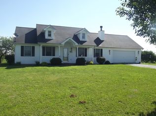 403 E Maple Leaf Rd, Maysville, KY 41056