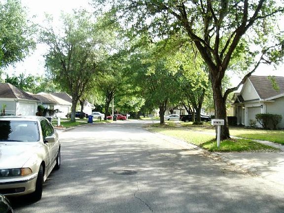 5th image of 7601 Savannah Ln