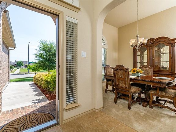 5th image of 1357 Zanna Grace Way