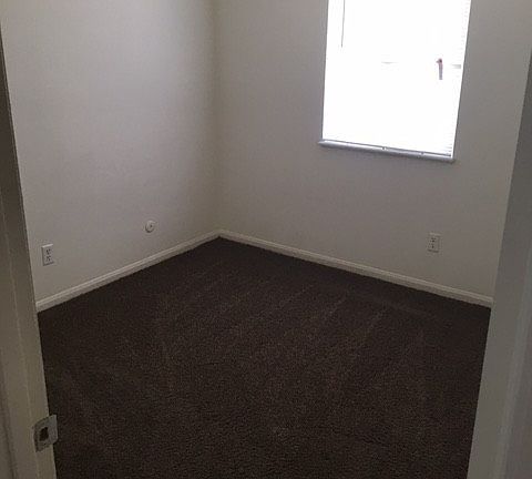 5th image of 100 Eastland Dr APT E29