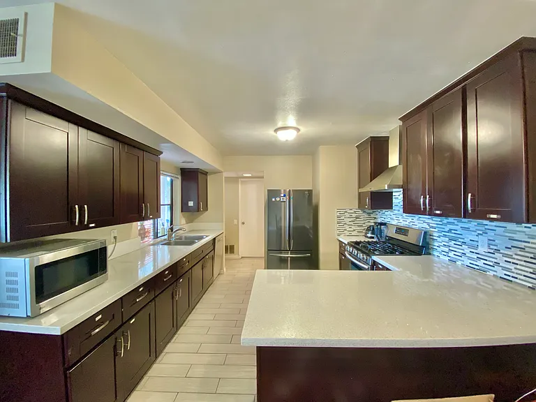 7724 Camino Noguera — Photo 2