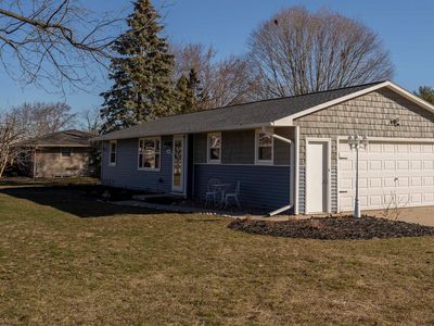 1104 Anchor Dr, Green Bay, WI, 54313