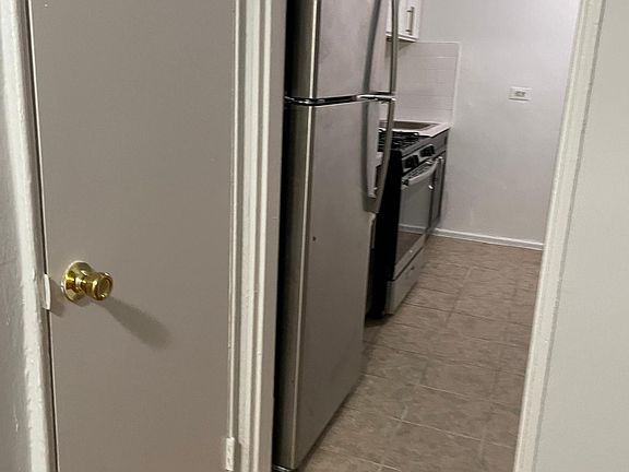 5th image of 8335 116th St APT 1B