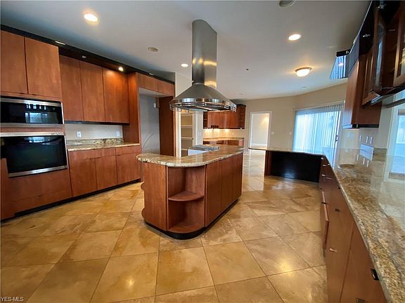 5th image of 5220 Stonebridge Ct