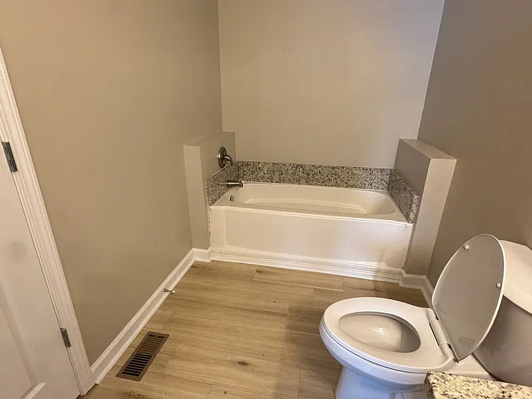 144 Buck Ln — Photo 13