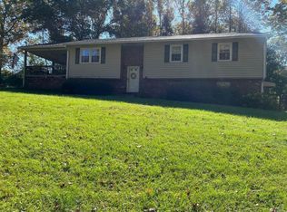 560 Savannah Ave, Lynchburg, VA 24502