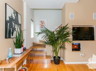 1849 W North Ave #P11, Chicago, IL 60622