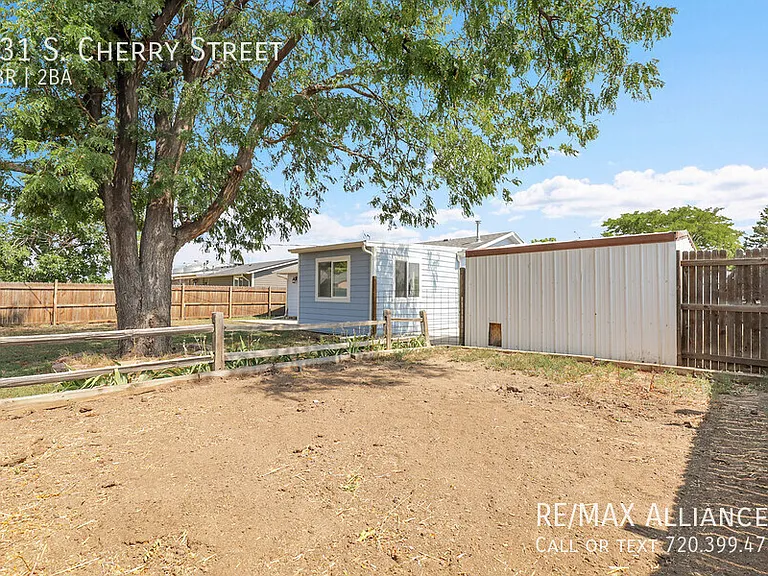 231 S Cherry St — Photo 46