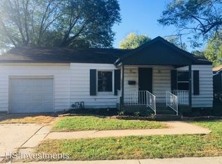 1820 W Webster St, Springfield, MO 65802