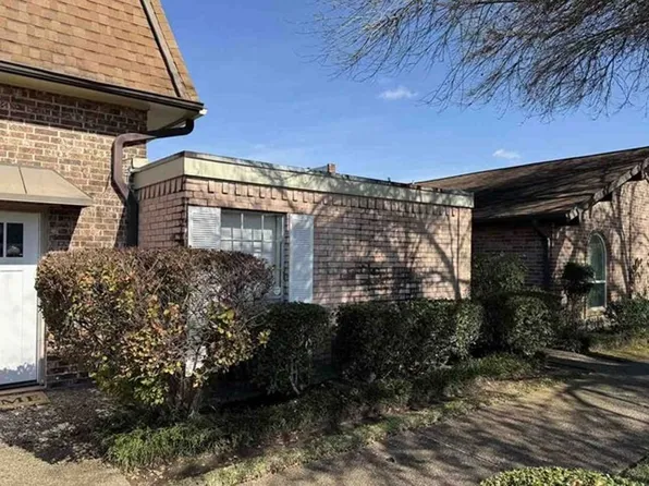 1312 Town Cir #1, Baytown, TX 77520