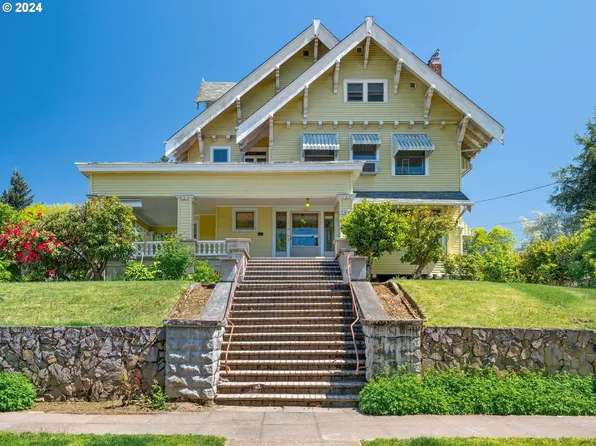 1002 SE 53rd Ave, Portland, OR 97215
