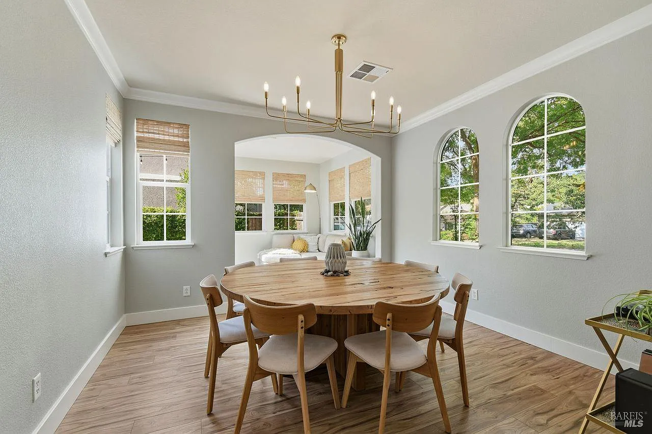 2151 Linwood Avenue - Photo 4