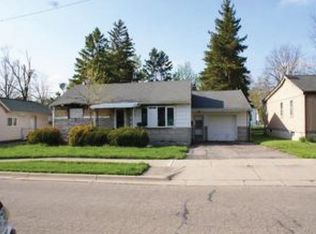 344 S Elm St, Lapeer, MI 48446