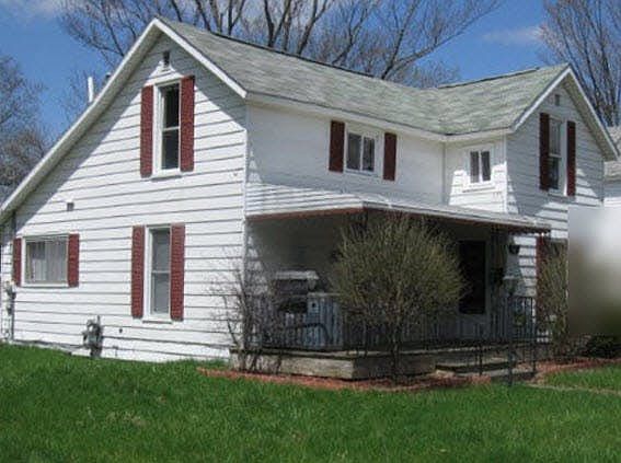 3rd image of 701 N Kinney Ave
