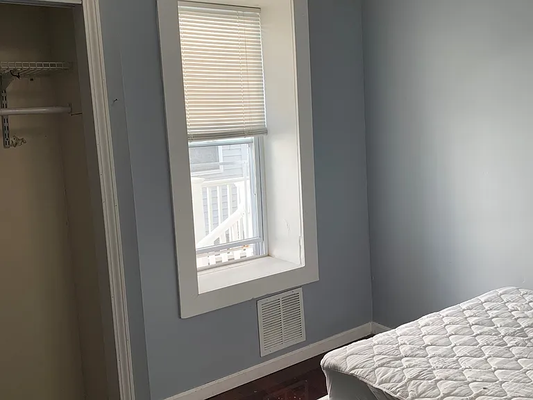 141 Lexington Ave — Photo 13
