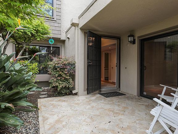 3rd image of 1706 Sandy Creek Ln